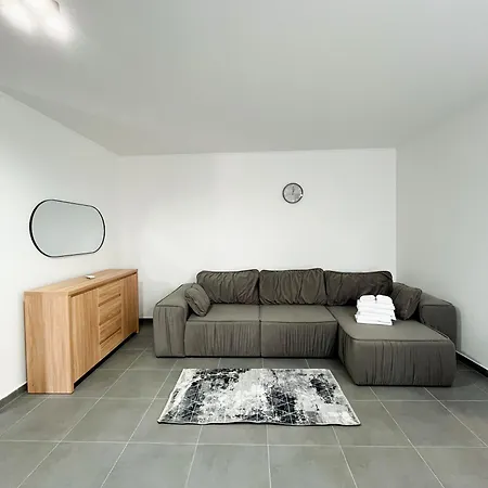 Domovik валенберга 3а1 Apartamento Mukachevo